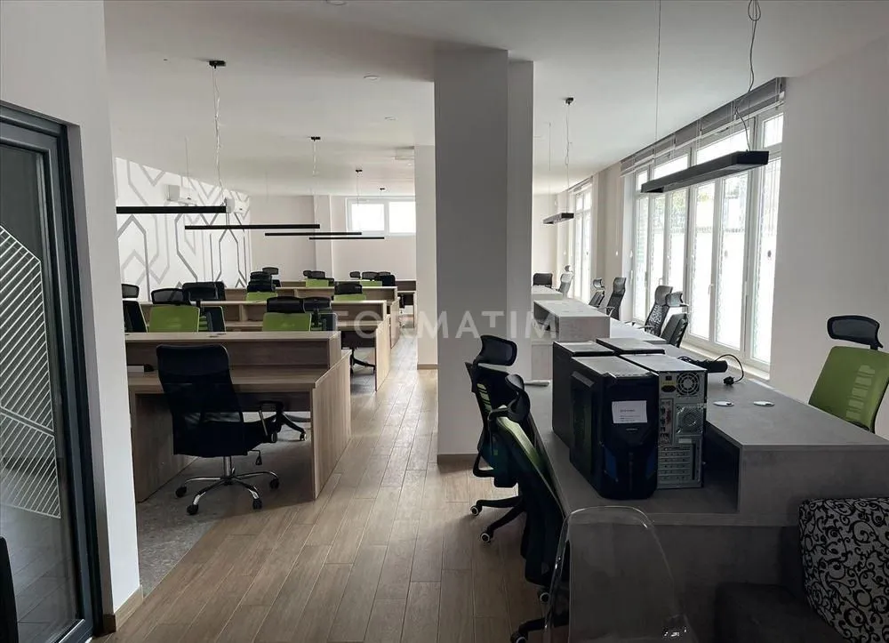 Izdavanje, poslovni prostor, 200m², Bulbulder, Zvezdara Sve Podlokacije