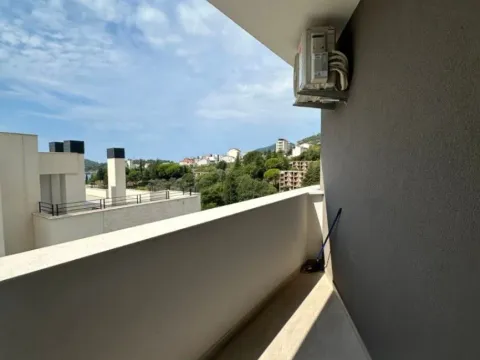 Sale, one bedroom apartment, 54m², Bečići, Budva - image 7