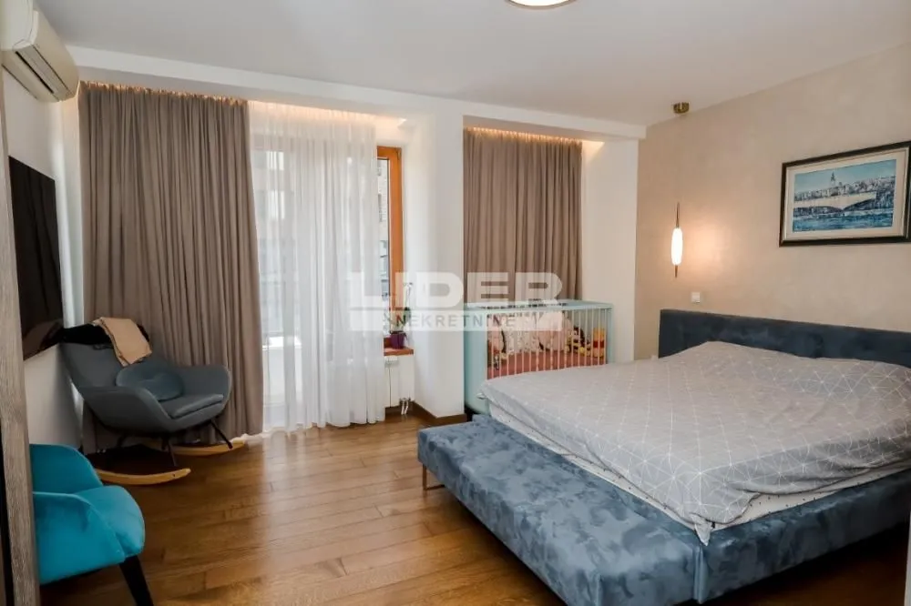 Sale, four bedroom apartment, 115m², Južni Bulevar, Vračar Sve Podlokacije