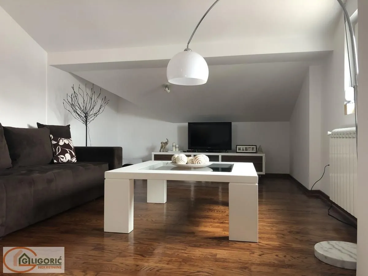 Sale, apartment, 119m², Zemun Gornji Grad, Zemun Sve Podlokacije