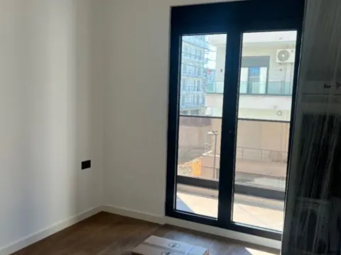 Prodaja, jednosoban stan, 44m², Centar, Podgorica - image 2