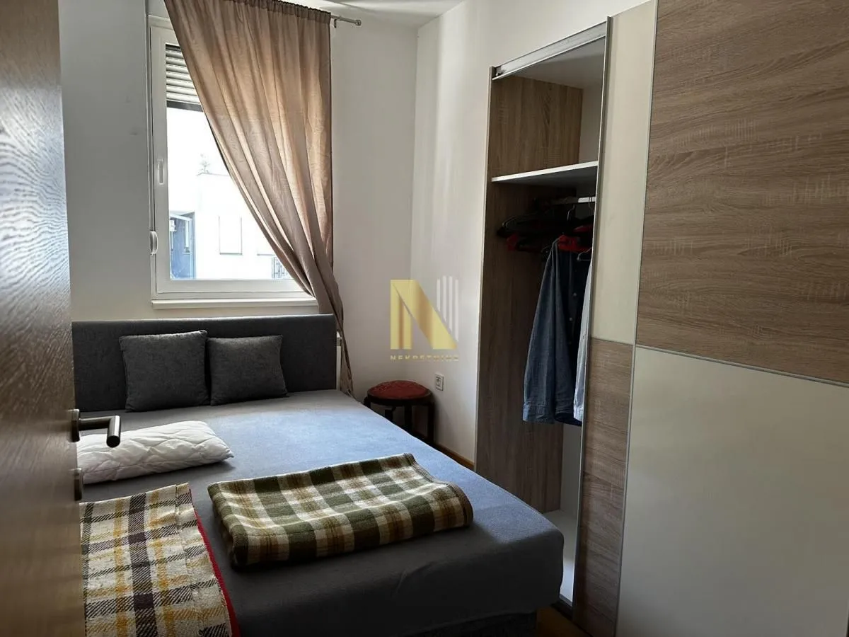 Izdavanje, jednosoban stan, 35m², Centar, Novi Sad