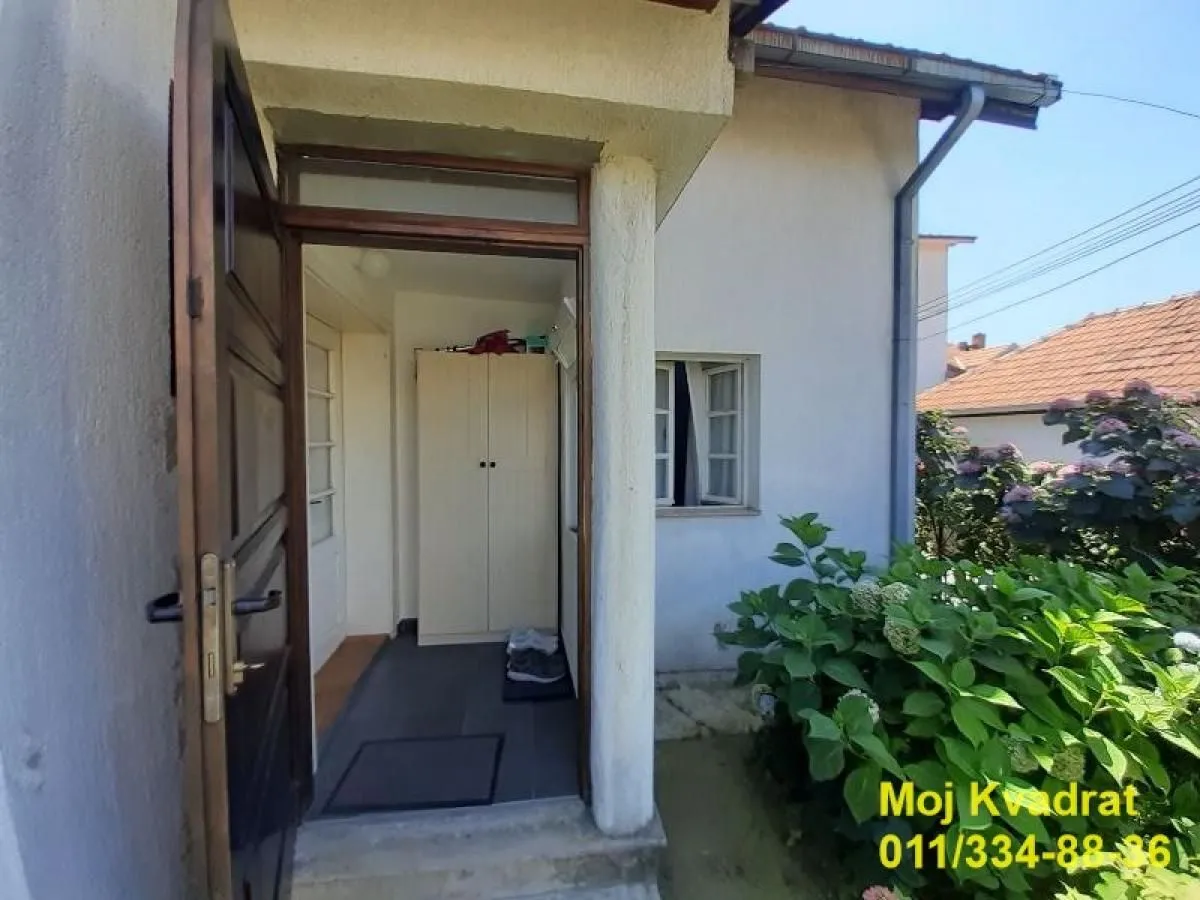 Sale, two bedroom apartment, 62m², Mali Mokri Lug, Zvezdara Sve Podlokacije