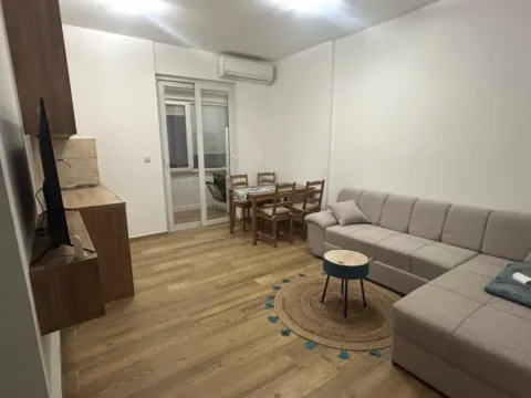 Izdavanje, dvosoban stan, 68m², Centar, Podgorica - image 12