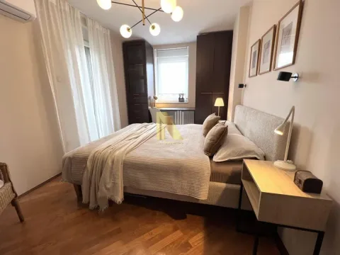 Prodaja, četvorosoban stan, 102m², Cara Dušana, Novi Sad Sve Podlokacije - image 8