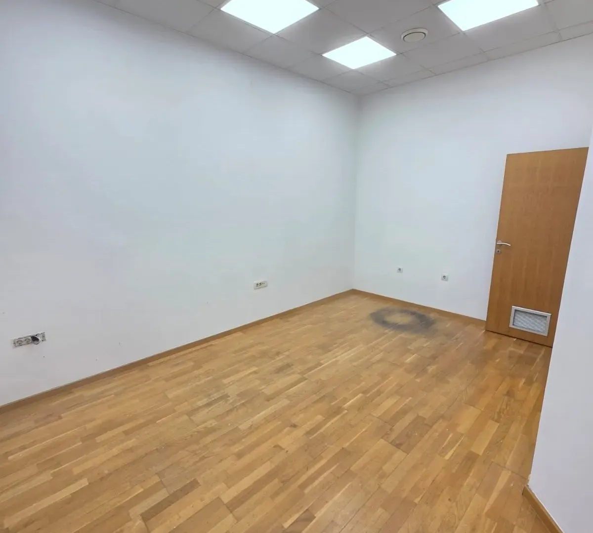 Rent, office space, 120m², Preko Morače, Podgorica