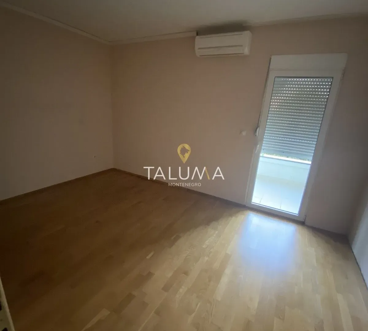Izdavanje, dvosoban stan, 69m², Zabjelo, Podgorica