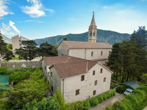 Izdavanje, ugostiteljski objekat, 500m², Dobrota, Kotor - image 11