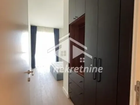 Izdavanje, četvorosoban stan, 152m², Savski Venac, Beograd - image 14