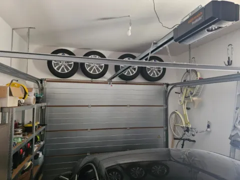 Prodaja, kuća, 212m², Tološi, Podgorica - image 4