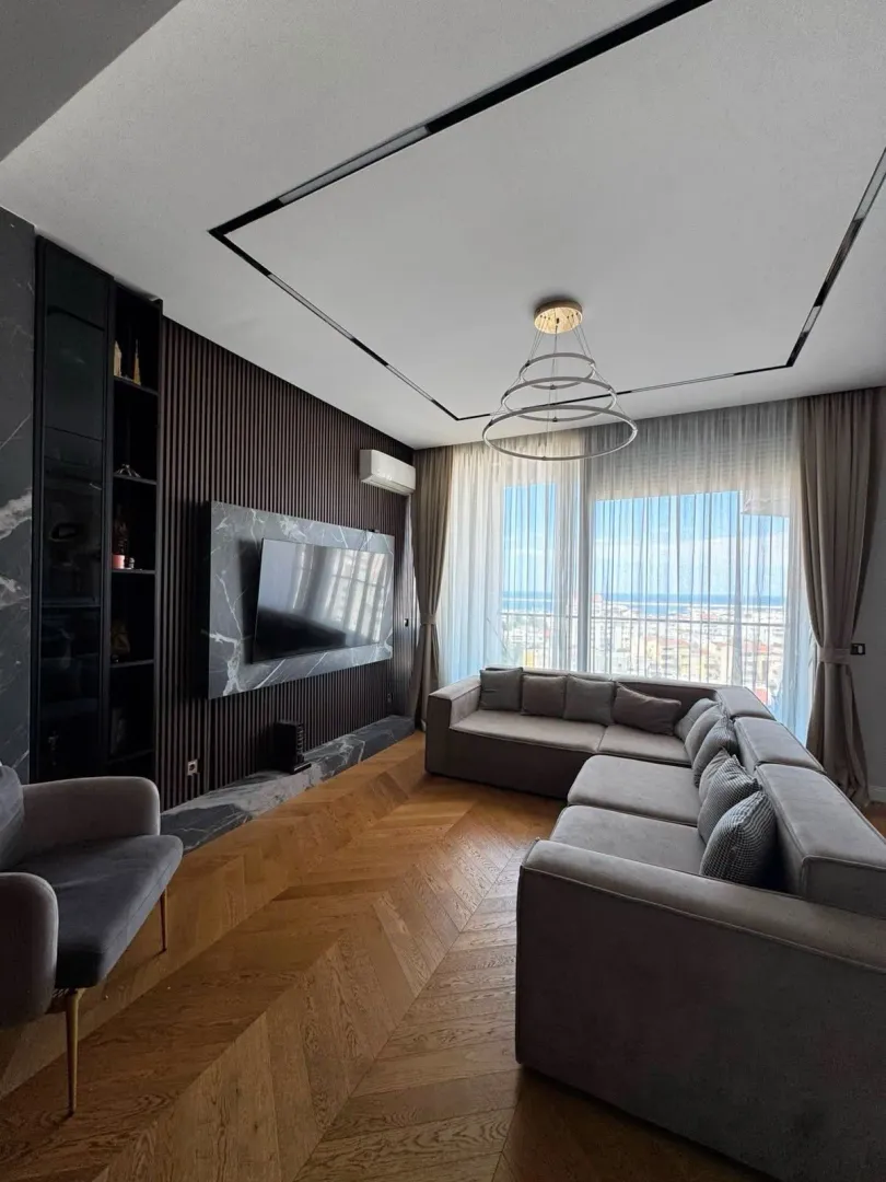 Prodaja, dvosoban stan, 105m², Centar, Bar