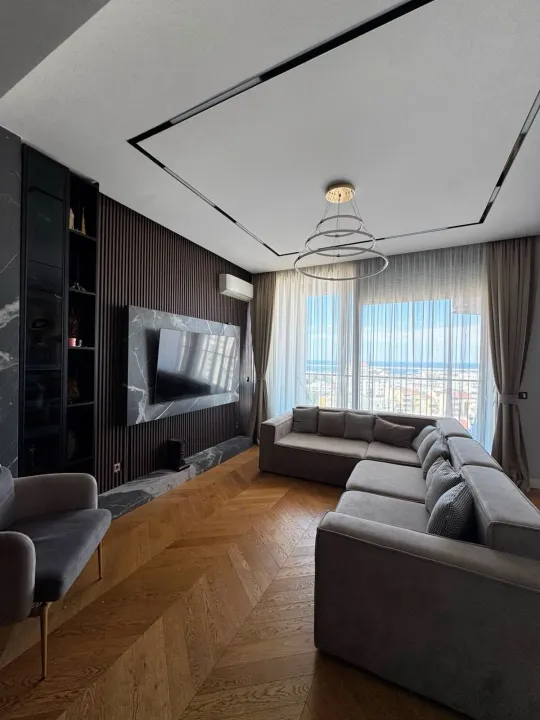Prodaja, dvosoban stan, 105m², Centar, Bar