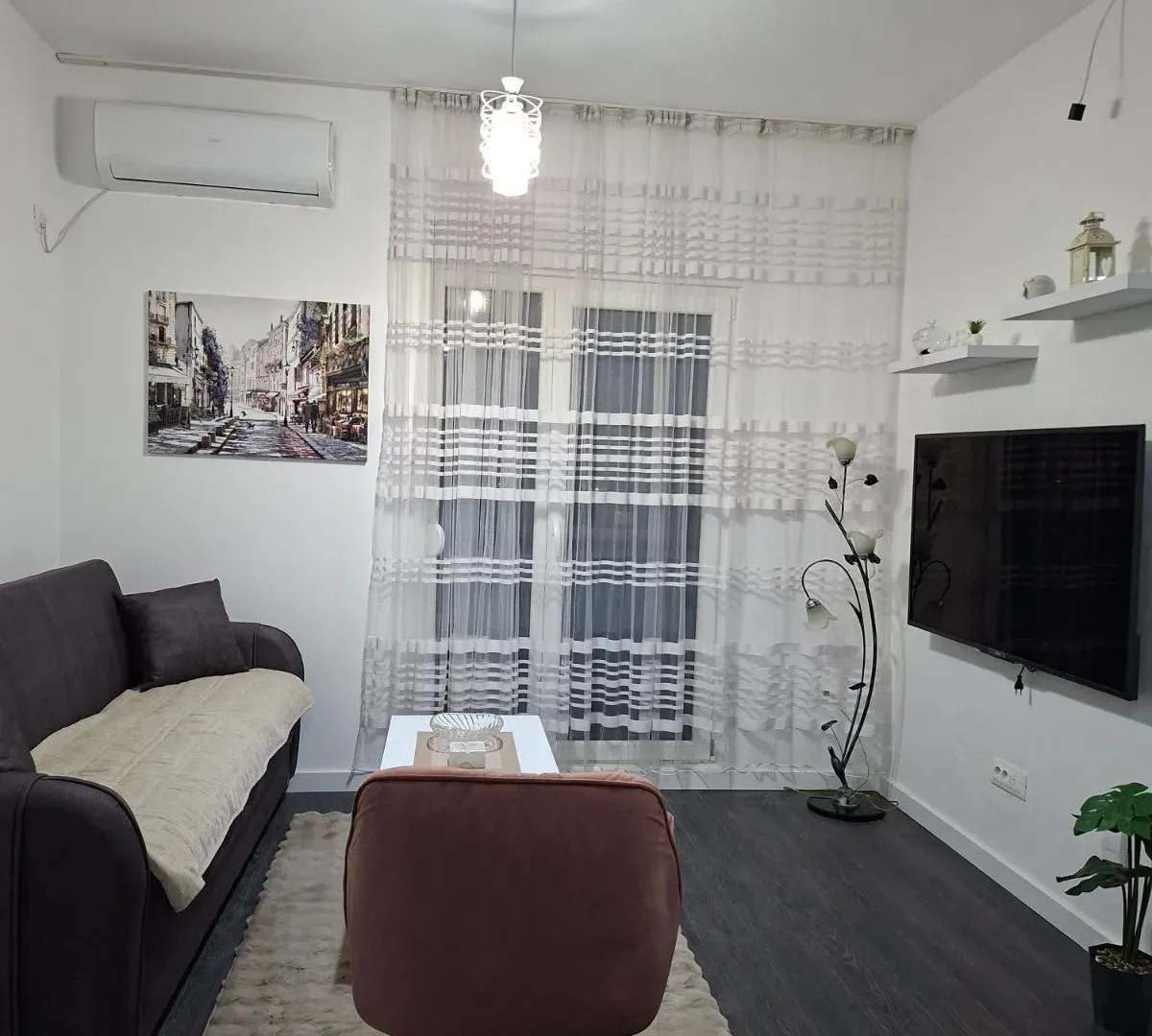 Izdavanje, jednosoban stan, 35m², Zabjelo, Podgorica