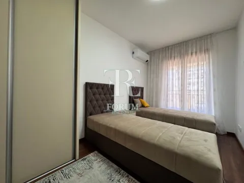 Izdavanje, dvosoban stan, 77m², Master Kvart, Podgorica - image 9