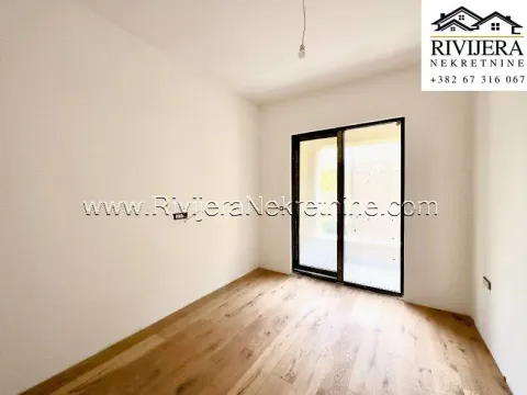 Sale, two bedroom apartment, 79m², Škaljari, Kotor - image 4