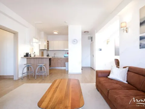 Prodaja, dvosoban stan, 66m², Tivat, Crna Gora - image 14