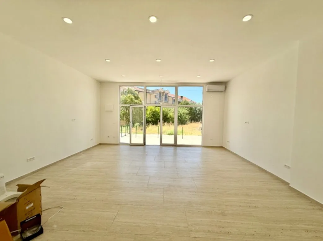 Rent, office space, 55m², Zabjelo, Podgorica