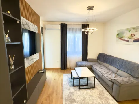Rent, one bedroom apartment, 48m², City Kvart, Podgorica - image 2