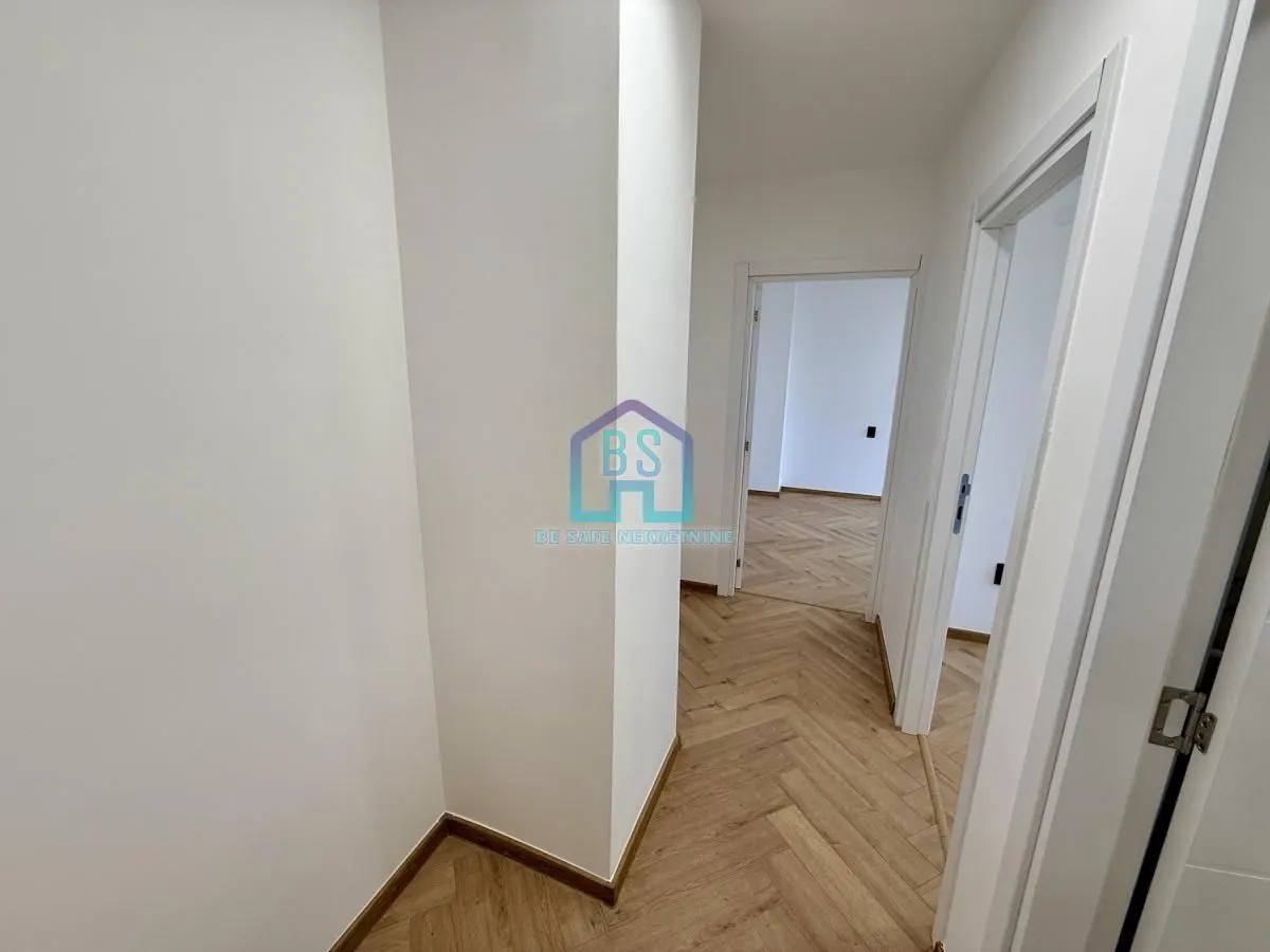 Prodaja, trosoban stan, 73m², Bulevar Oslobodjenja, Novi Sad Sve Podlokacije