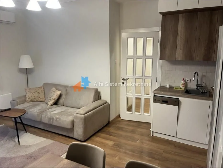 Rent, two bedroom apartment, 40m², Stari Grad, Beograd