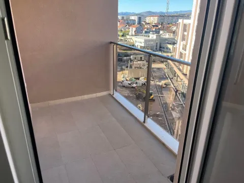 Rent, one bedroom apartment, 46m², Stari Aerodrom, Podgorica - image 7