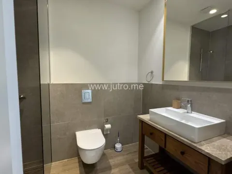 Prodaja, jednosoban stan, 56m², Tivat, Crna Gora - image 9