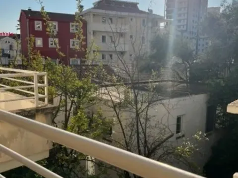 Rent, one bedroom apartment, 38m², Rafailovići, Budva - image 9