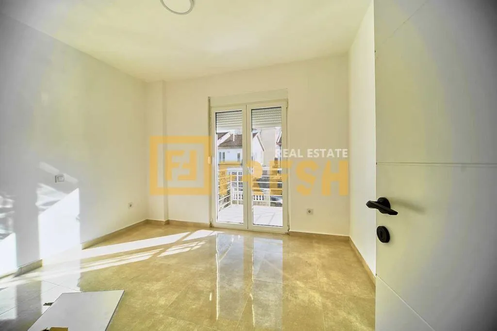 Rent, house, 400m², Stari Aerodrom, Podgorica