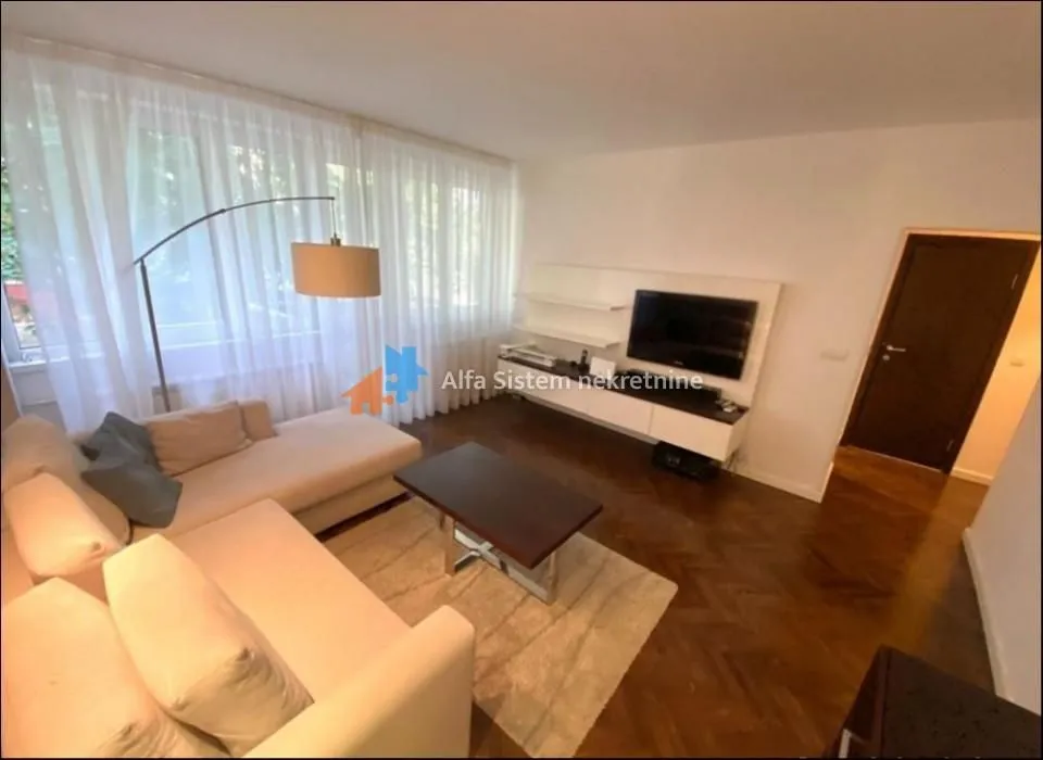 Izdavanje, dvosoban stan, 52m², Novi Beograd Sve Podlokacije, Beograd