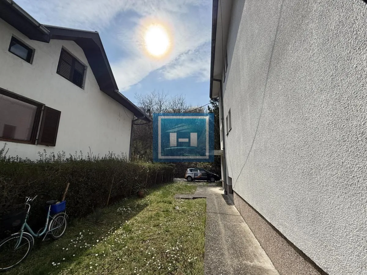 Sale, house, 257m², Strelište, Jagodina