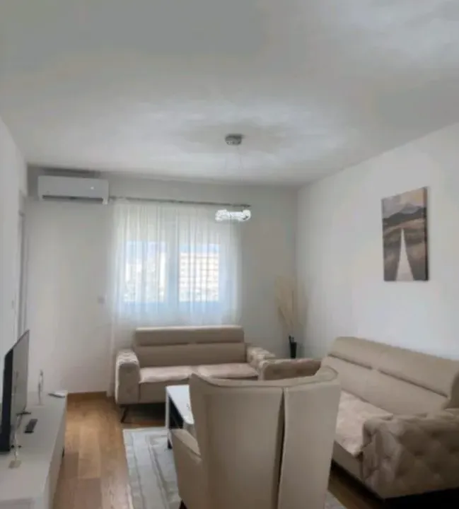 Rent, two bedroom apartment, 71m², City Kvart, Podgorica