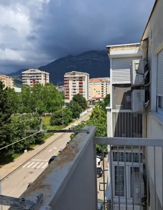 Sale, one bedroom apartment, 40m², Centar, Bar