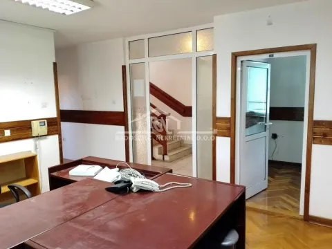 Rent, office space, 1019m², Šimanovci, Pećinci - image 6