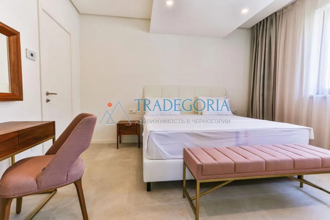 Prodaja, dvosoban stan, 110m², Rafailovići, Budva