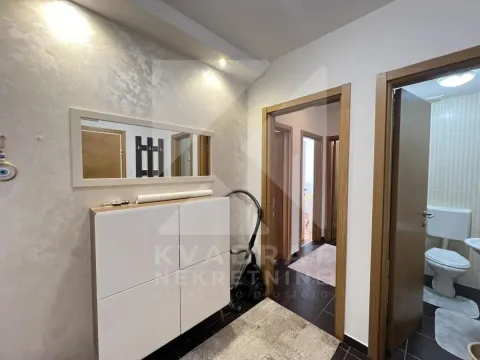 Rent, two bedroom apartment, 71m², Tuški Put, Podgorica - image 12