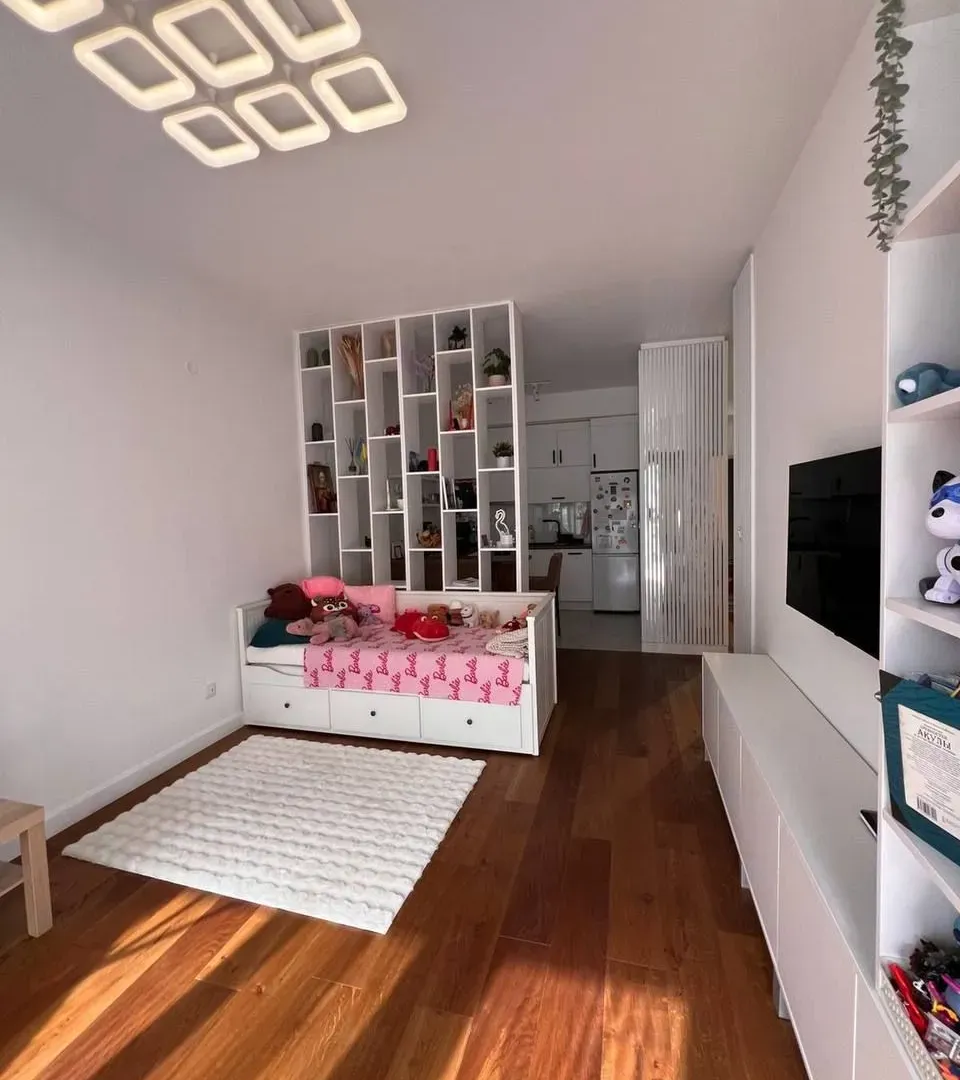 Prodaja, jednosoban stan, 65m², Soho City, Bar