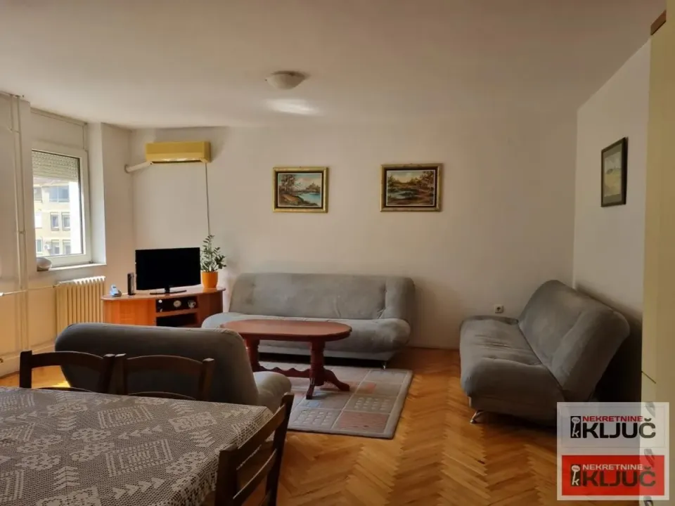Prodaja, dvosoban stan, 67m², Novo naselje, Novi Sad