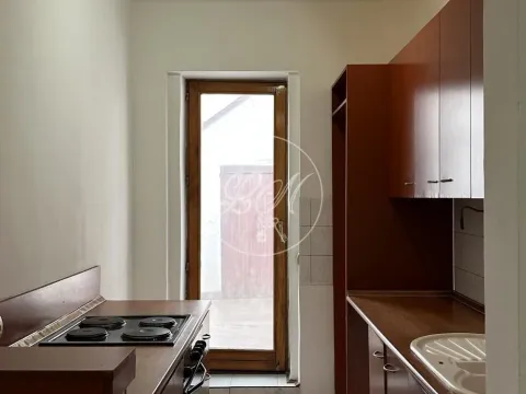 Izdavanje, trosoban stan, 103m², Zemun Centar, Zemun Sve Podlokacije - image 3