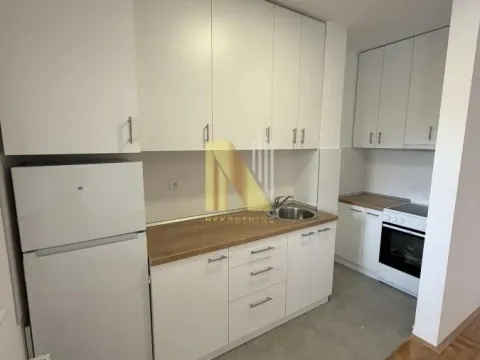 Prodaja, dvosoban stan, 44m², Bulevar Evrope, Novi Sad Sve Podlokacije - image 4