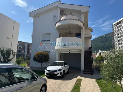 Prodaja, kuća, 261m², Bar, Crna Gora - image 29