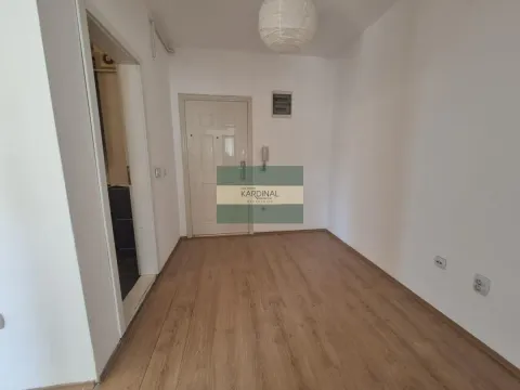 Prodaja, dvosoban stan, 63m², Centar, Jagodina - image 8