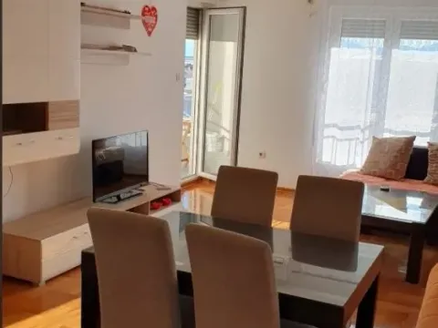 Izdavanje, jednosoban stan, 54m², Zabjelo, Podgorica - image 2