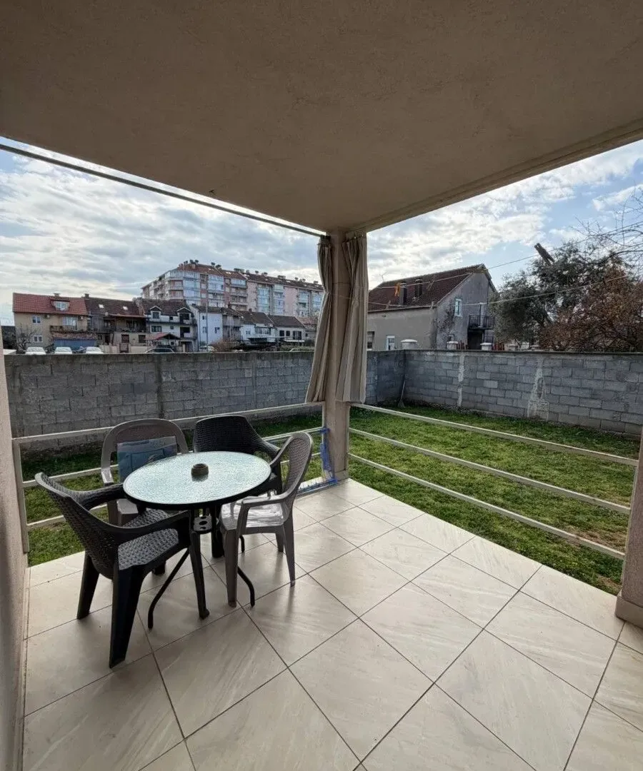 Rent, two bedroom apartment, 90m², Stari Aerodrom, Podgorica