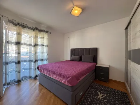 Izdavanje, stan, 95m², Centar, Budva - image 5