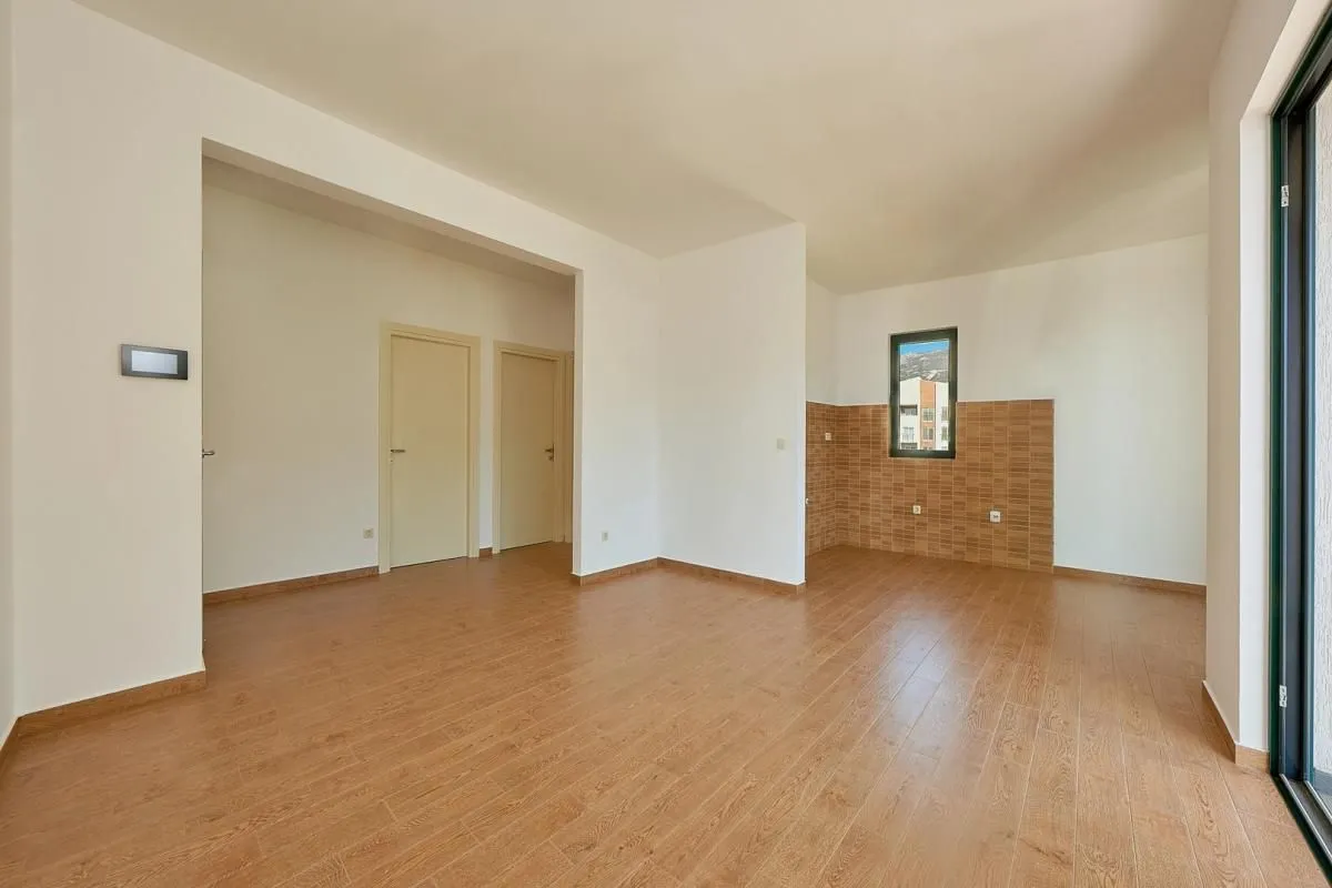 Sale, two bedroom apartment, 63m², Bečići, Budva