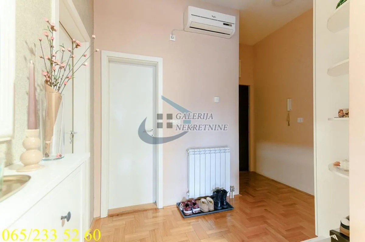 Prodaja, trosoban stan, 58m², Uciteljsko Naselje, Zvezdara Sve Podlokacije