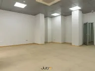 Izdavanje, poslovni prostor, 120m², Podgorica, Crna Gora - image 11