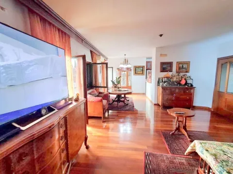 Sale, three bedroom apartment, 136m², Gorica C, Podgorica - image 3