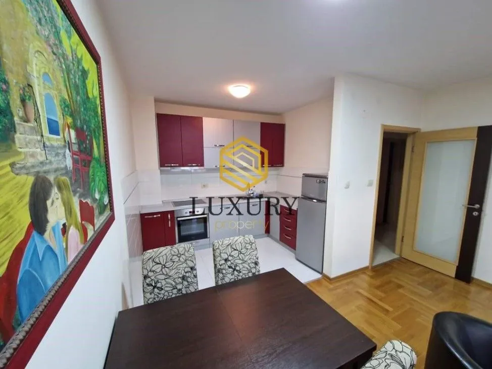 Izdavanje, dvosoban stan, 70m², Zabjelo, Podgorica