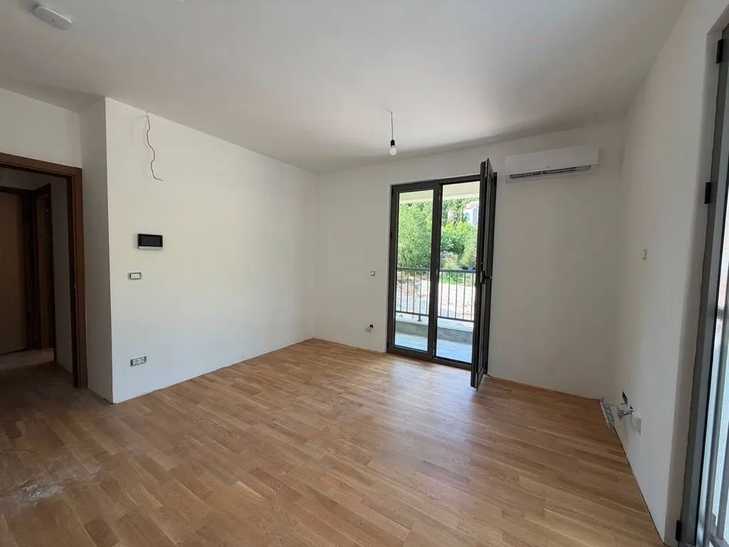 Prodaja, jednosoban stan, 40m², Donja Lastva, Tivat